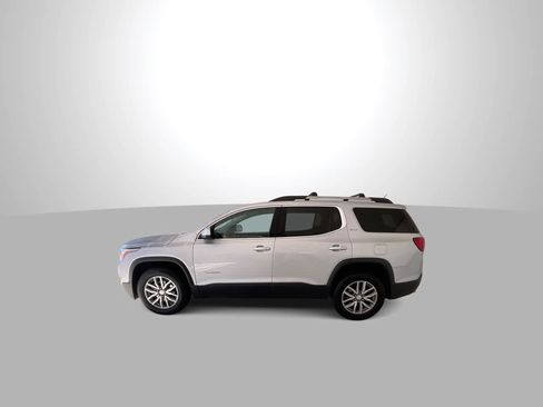 Used 2017 GMC Acadia SLE AWD/4WD image 4