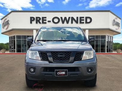 Used 2020 Nissan Frontier SV w/ Midnight Edition Floor Mats