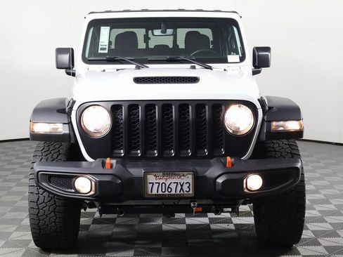 Used 2023 Jeep Gladiator Mojave image 2