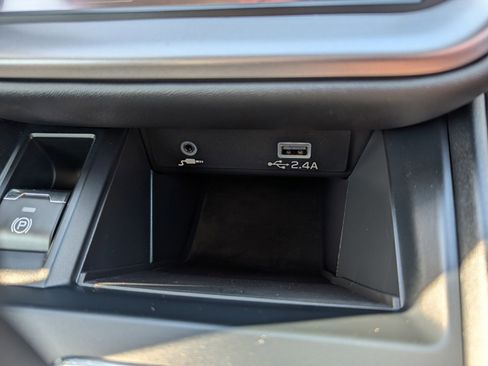 Certified 2025 Subaru Outback image 26