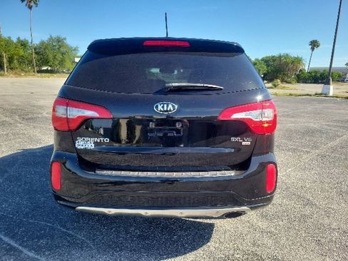 Used 2014 Kia Sorento SX w/ 3rd Row Package FWD image 7
