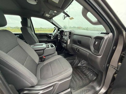 Used 2021 Chevrolet Silverado 1500 W/T w/ Z71 Off-Road Package AWD/4WD image 17