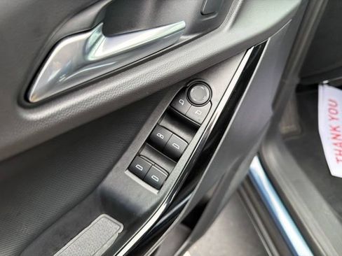 Used 2025 Chevrolet Equinox LT FWD image 11