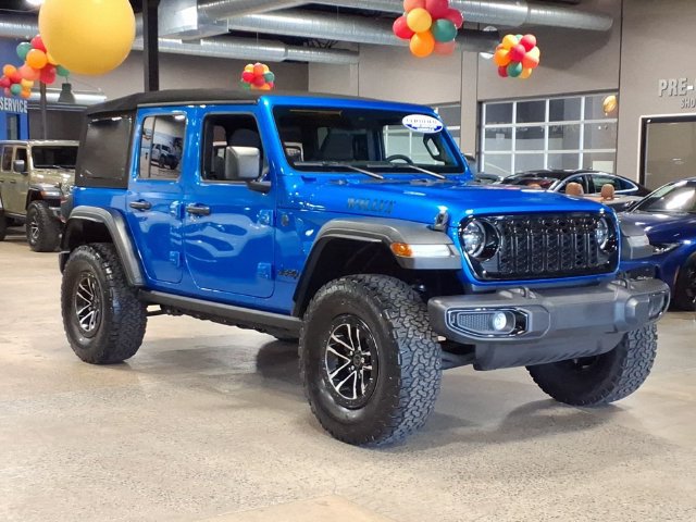 Used 2025 Jeep Wrangler Unlimited Sport AWD/4WD image 4
