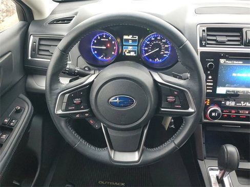 Used 2018 Subaru Outback 2.5i Premium image 13