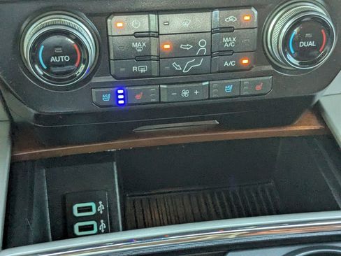 Used 2019 Ford F450 King Ranch w/ Tow Technology Bundle image 23