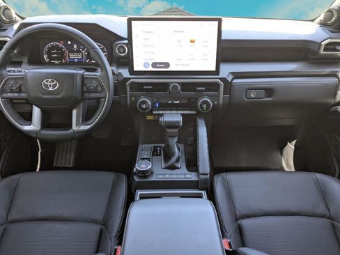 Used 2025 Toyota 4Runner Limited AWD/4WD image 20