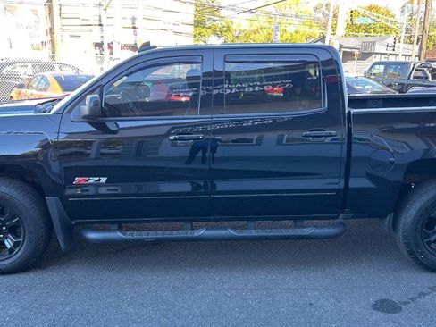Used 2017 Chevrolet Silverado 1500 LTZ Z71 w/ LTZ Plus Package AWD/4WD image 13