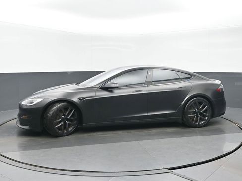Used 2021 Tesla Model S Plaid image 6