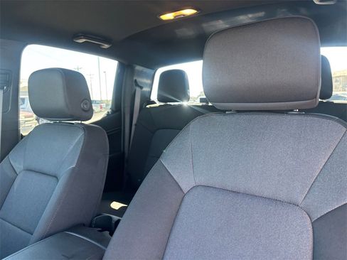 Used 2024 Chevrolet Colorado W/T w/ Technology Package image 13