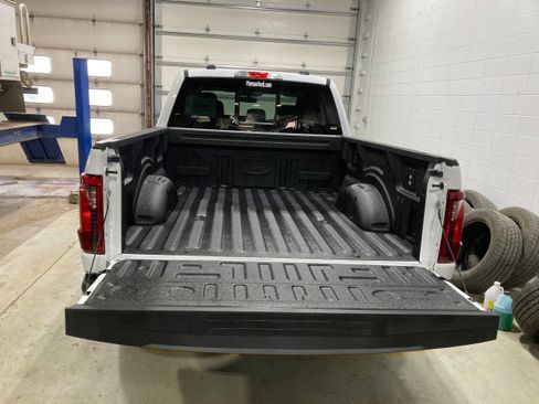 New 2026 Ford F150 XLT w/ Equipment Group 302A MID image 15