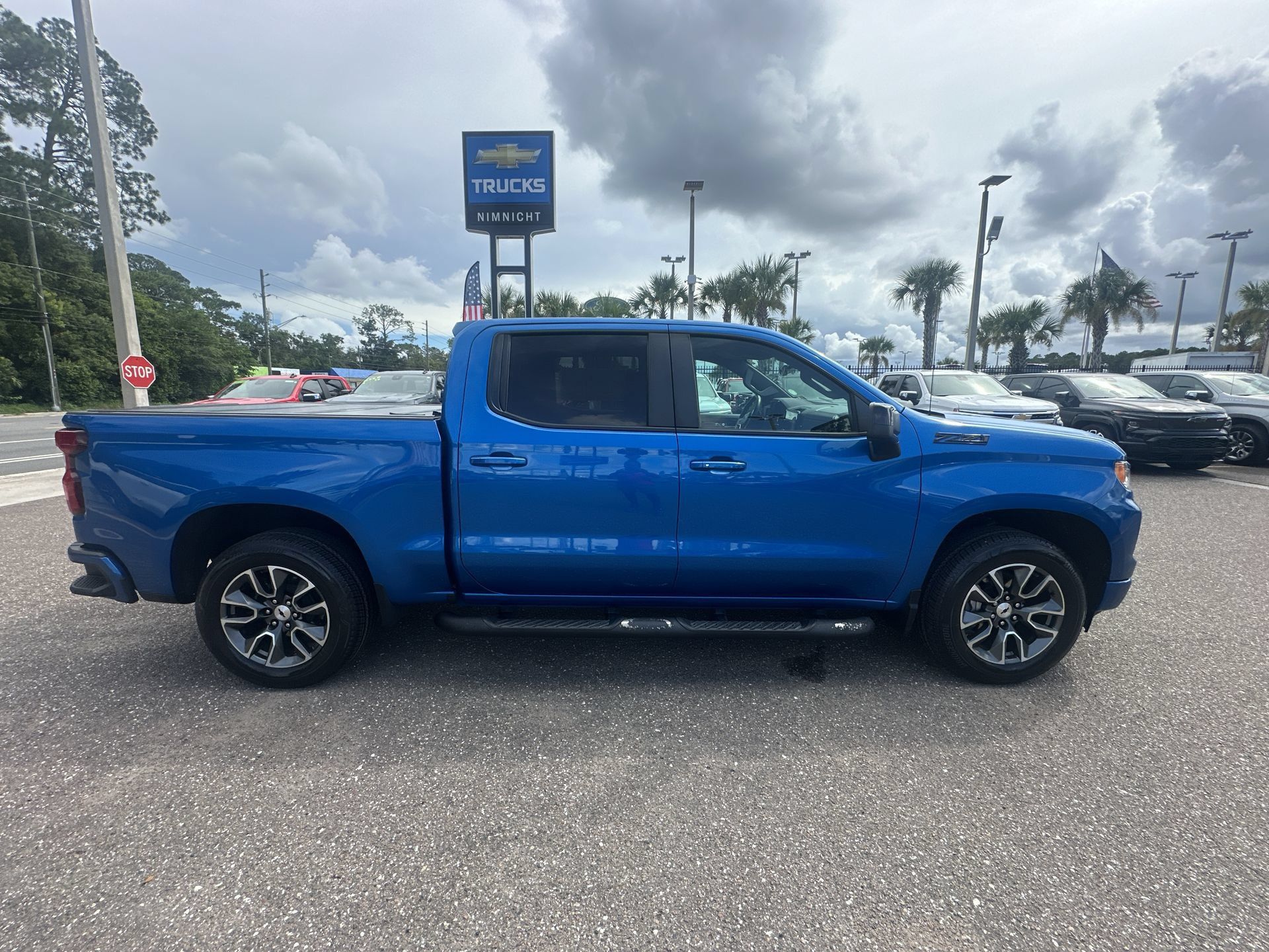 Used 2024 Chevrolet Silverado 1500 RST w/ Convenience Package II AWD/4WD image 17