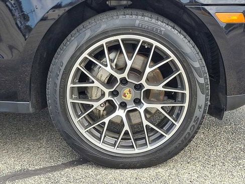 Used 2018 Porsche Macan S AWD/4WD image 9