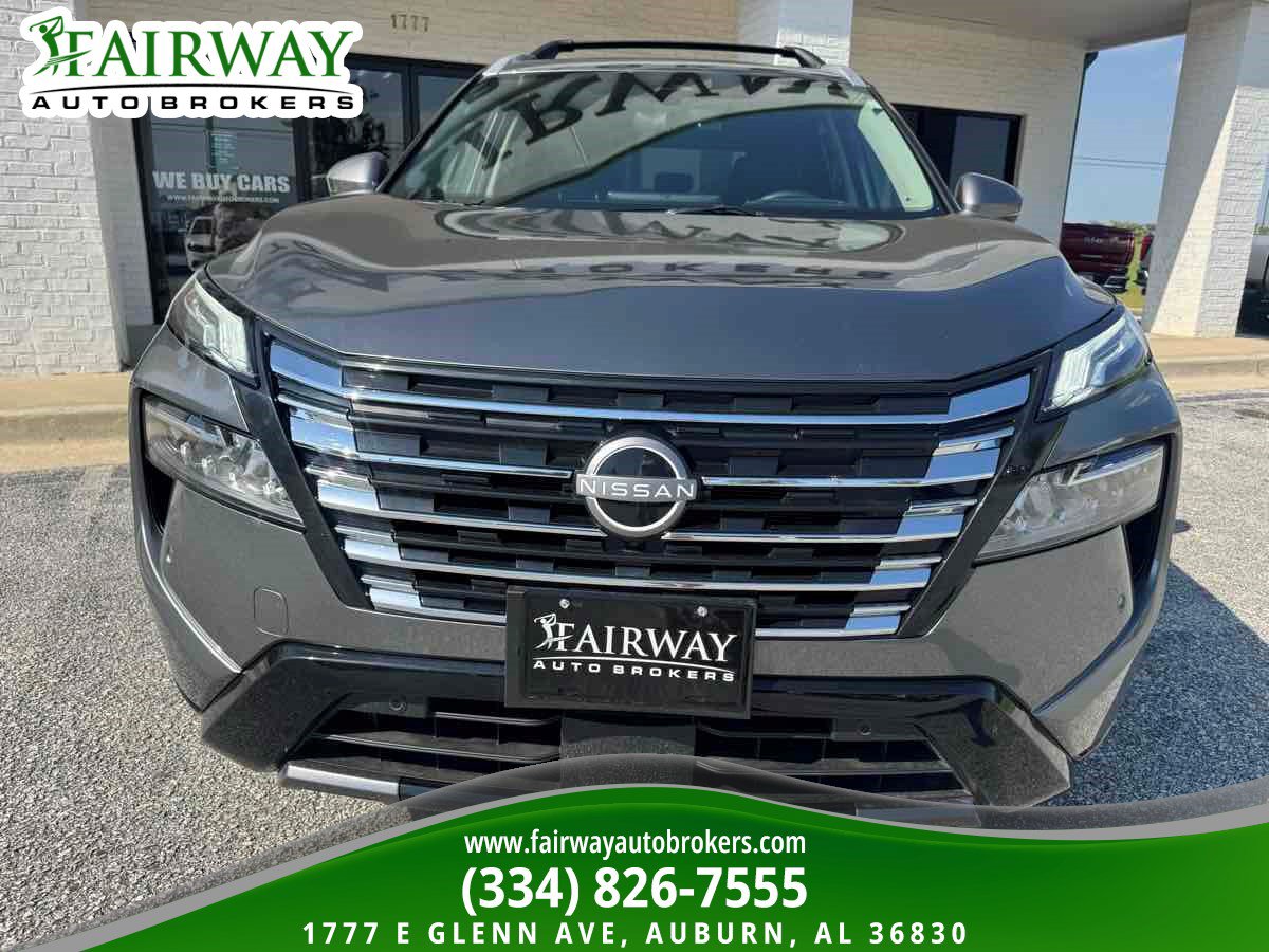 Used 2026 Nissan Rogue Platinum w/ Platinum Premium Package AWD/4WD image 3