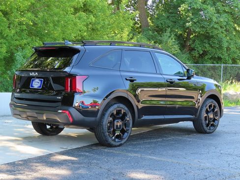 Certified 2024 Kia Sorento X-Line EX AWD/4WD image 3