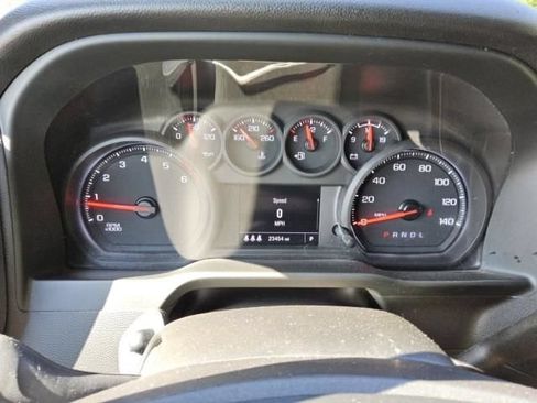 Used 2024 Chevrolet Silverado 2500 Custom w/ Custom Value Package AWD/4WD image 10