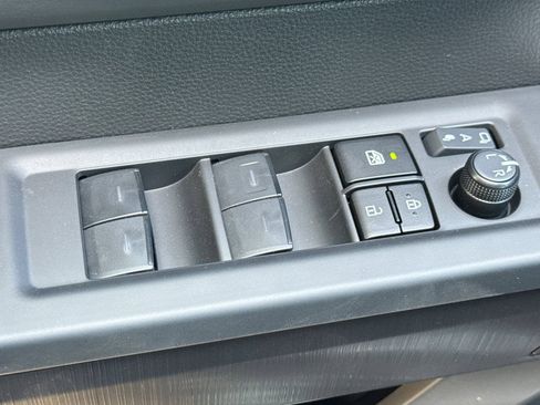 New 2026 Toyota Tundra Platinum AWD/4WD image 12