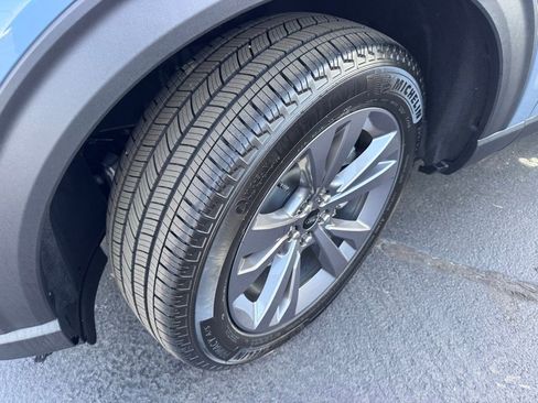 New 2026 Ford Explorer Active w/ Active Comfort Package image 14