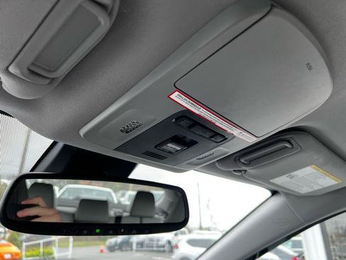 Used 2023 Toyota Camry XLE FWD image 13