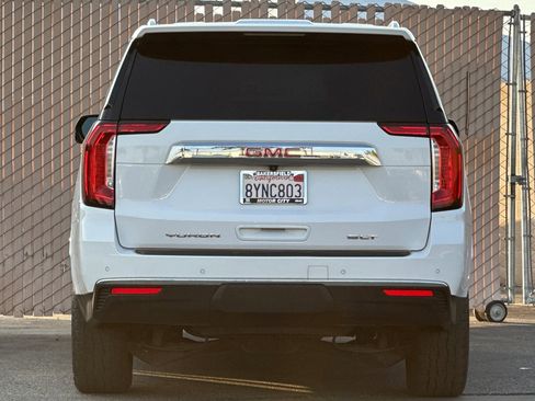 Used 2021 GMC Yukon SLT w/ SLT Luxury Package image 5