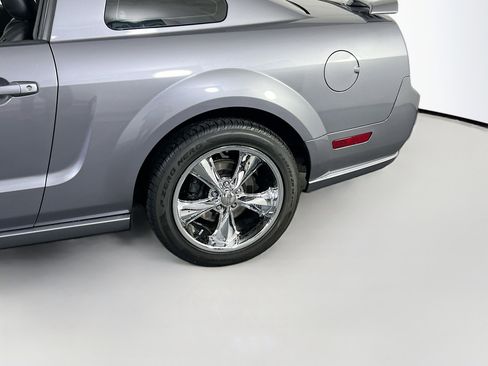 Used 2006 Ford Mustang GT Premium image 27