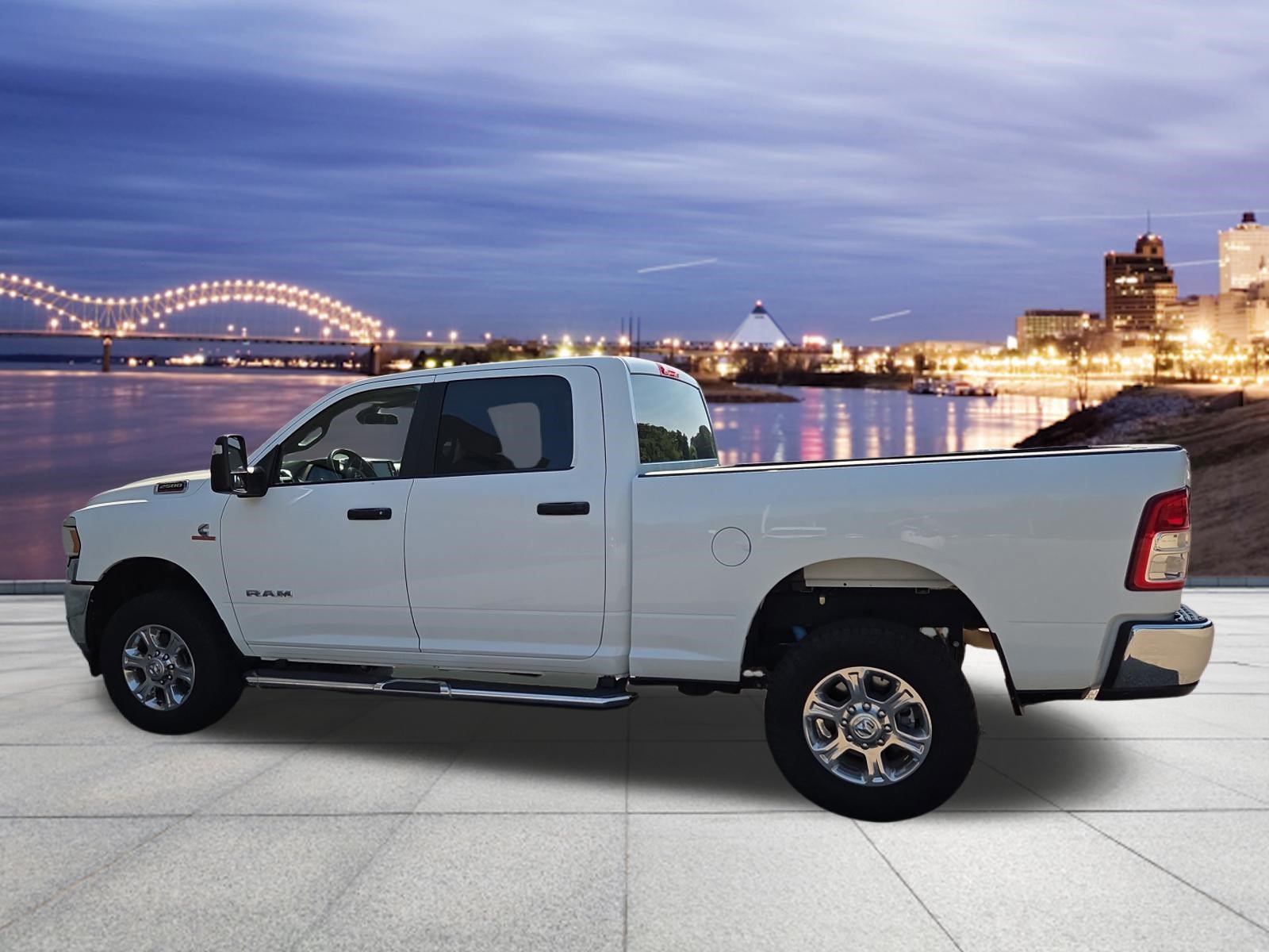 Used 2024 RAM 2500 Big Horn w/ Off Road Package AWD/4WD image 3