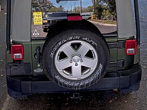 Used 2008 Jeep Wrangler Unlimited Sahara w/ Trailer Tow Group image 8