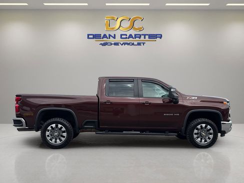 Used 2024 Chevrolet Silverado 2500 LT AWD/4WD image 6