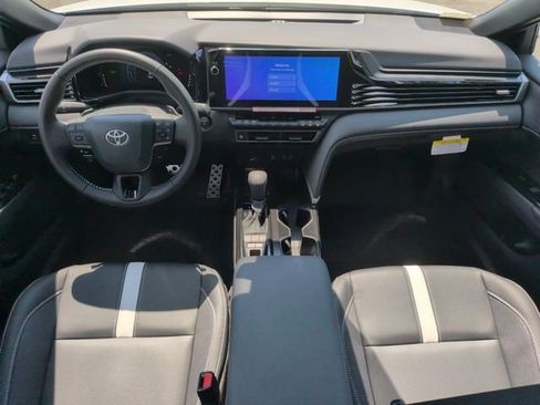 New 2026 Toyota Camry SE FWD image 31