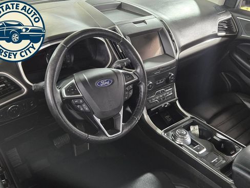 Used 2020 Ford Edge SEL w/ Convenience Package AWD/4WD image 17