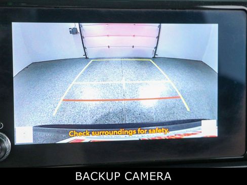 Used 2024 Toyota RAV4 LE AWD/4WD image 19