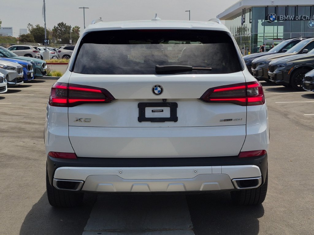 Used 2021 BMW X5 sDrive40i w/ Luxury Seating Package 2 RWD image 7