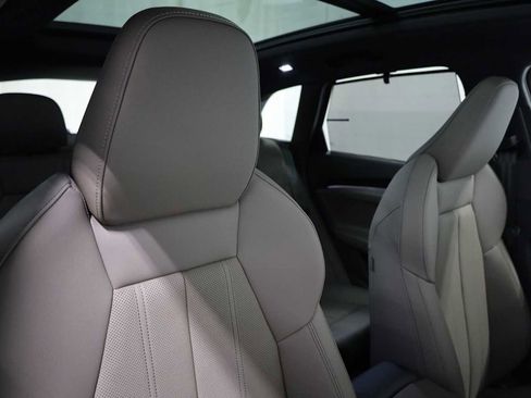 New 2025 Audi Q5 Premium Plus image 21