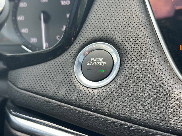 Used 2025 Cadillac XT5 Premium Luxury AWD/4WD image 29