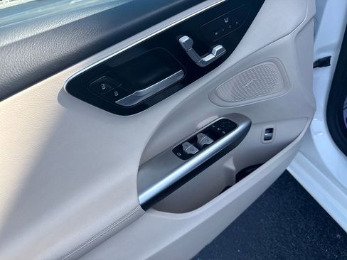 Used 2025 Mercedes-Benz C 300 Sedan image 13