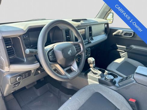 Used 2023 Ford Bronco 4-Door AWD/4WD image 2