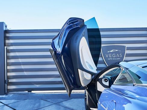 Used 2022 McLaren GT image 29