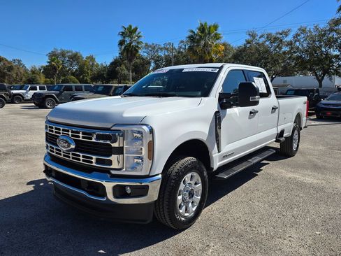 Used 2024 Ford F250 XLT image 2