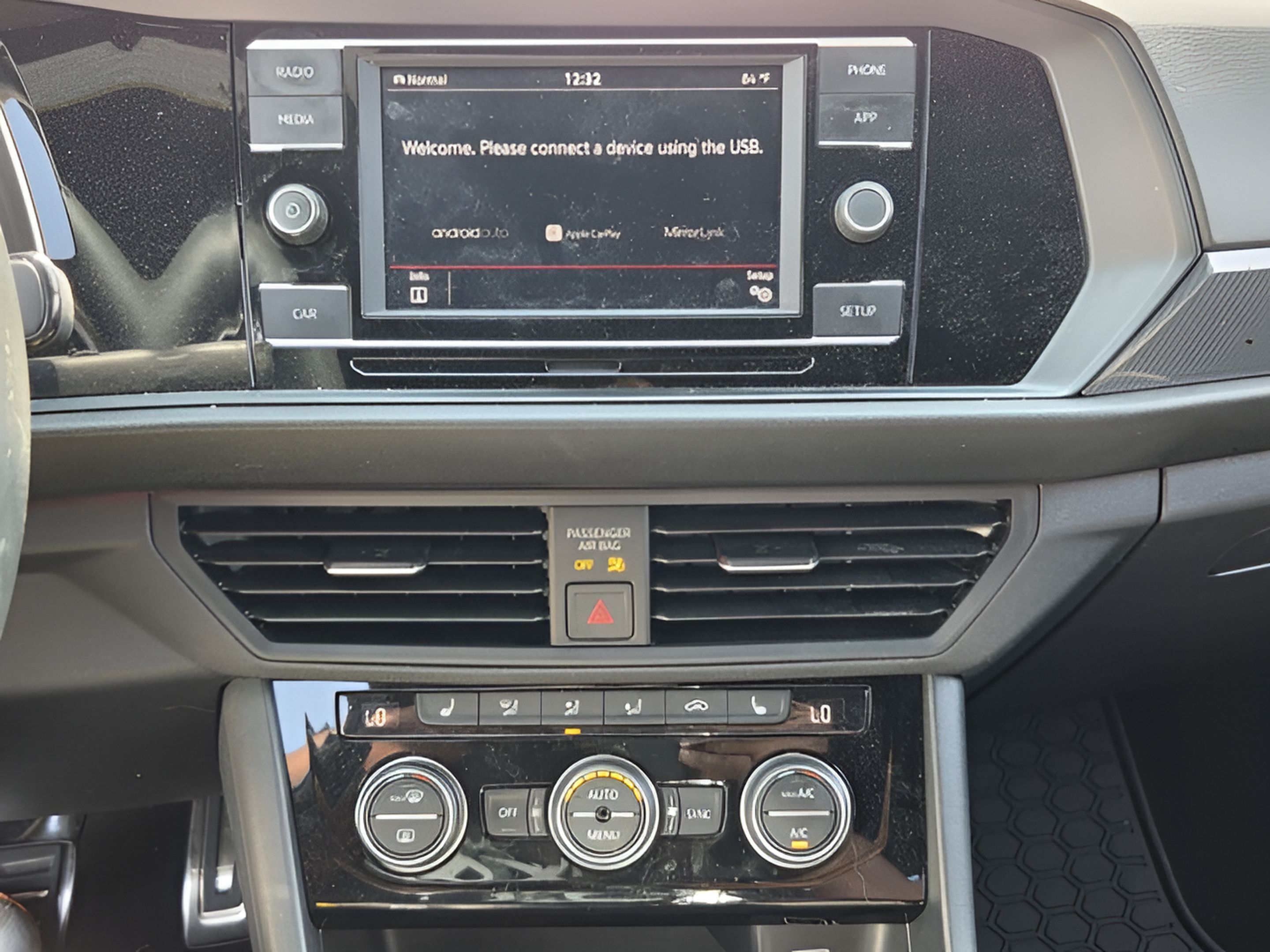 Used 2019 Volkswagen Jetta GLI FWD image 14