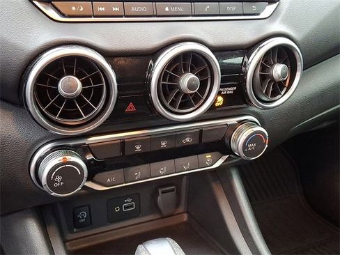 Used 2024 Nissan Sentra S image 12