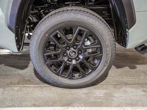 New 2026 Toyota Tundra Limited image 8