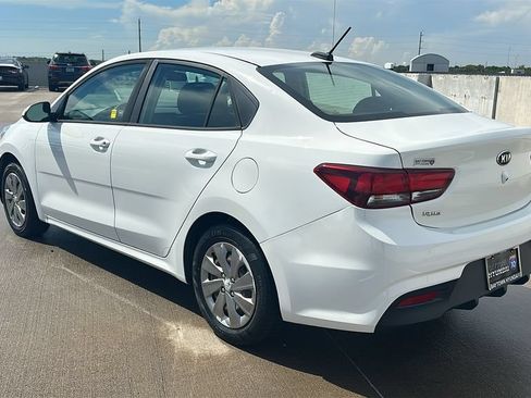 Used 2019 Kia Rio S FWD image 10