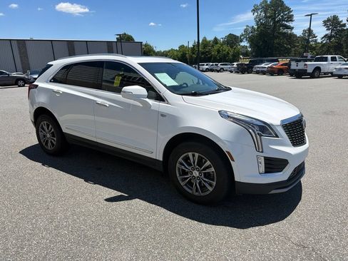 Used 2021 Cadillac XT5 Premium Luxury FWD image 9