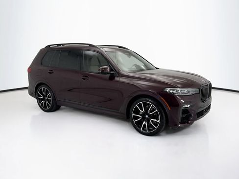Used 2020 BMW X7 xDrive40i w/ M Sport Package AWD/4WD image 3