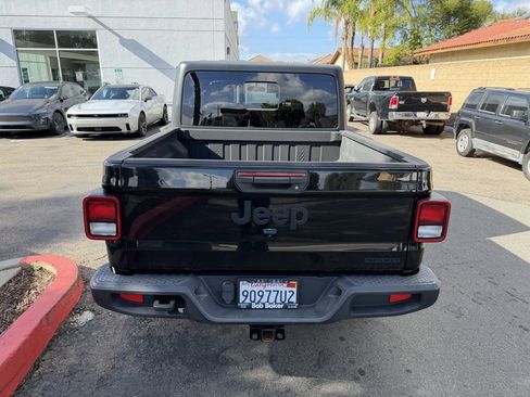 Used 2020 Jeep Gladiator Sport w/ Quick Order Package 24S image 6