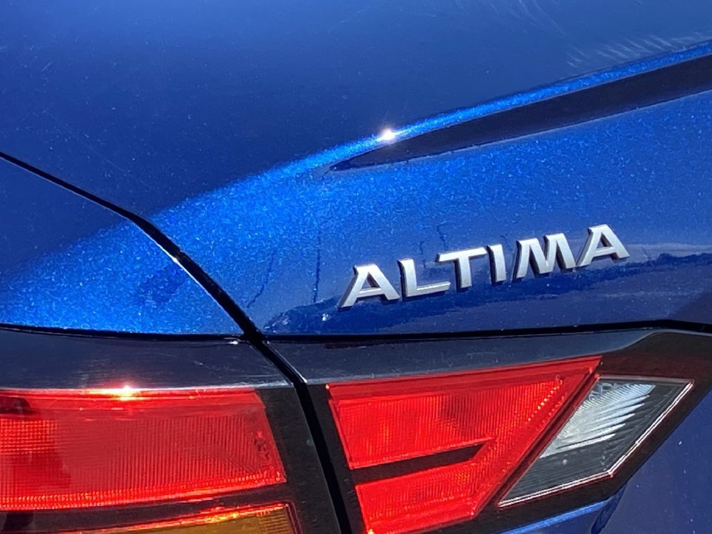 Used 2024 Nissan Altima 2.5 SR FWD image 26