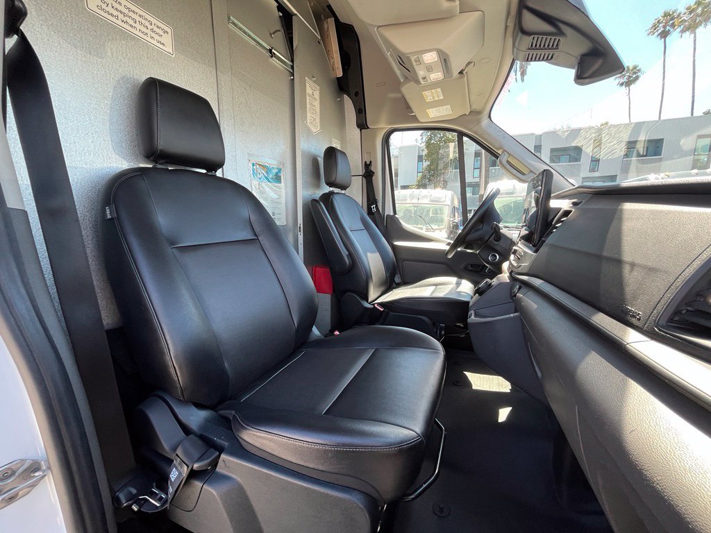 Used 2022 Ford E-Transit 148 High Roof w/ Load Area Protection Package RWD image 12