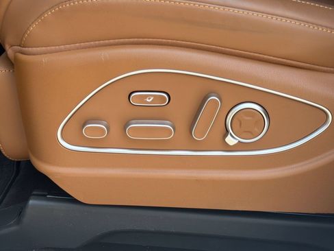 Used 2026 Hyundai Palisade Calligraphy FWD image 14