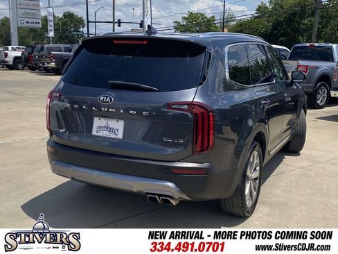 Used 2021 Kia Telluride EX w/ EX Premium Package FWD image 9