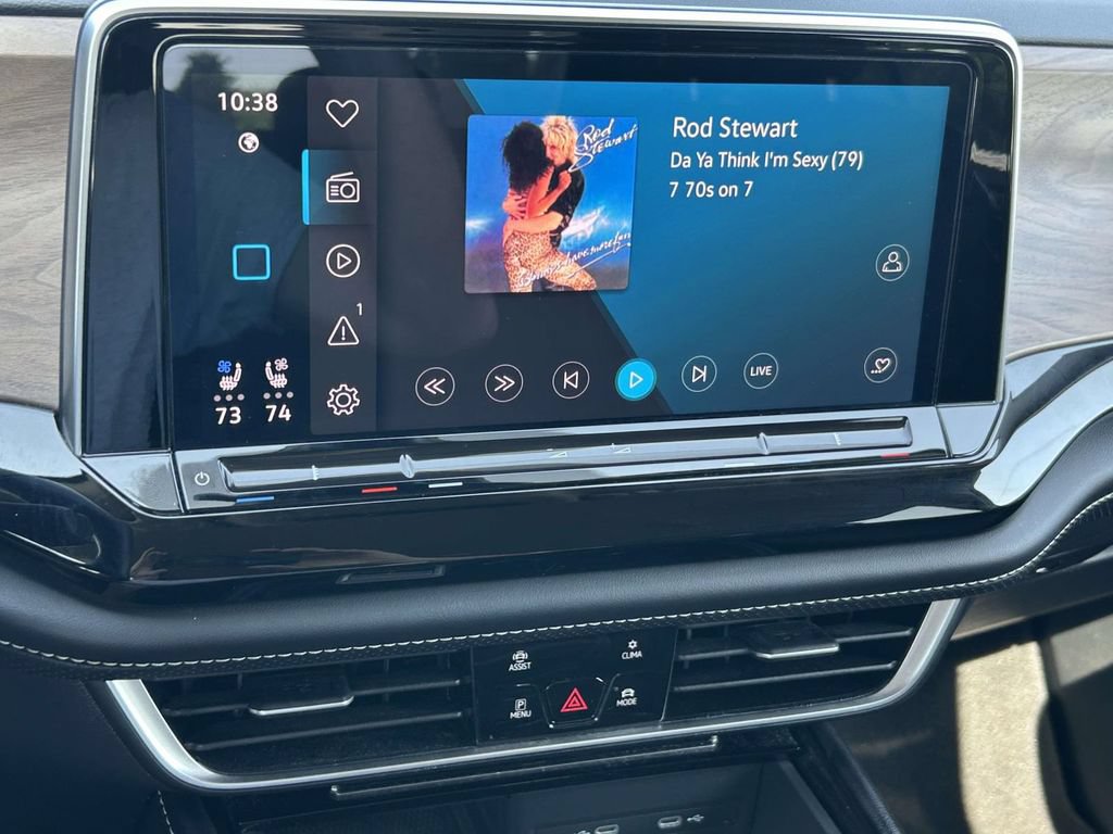 Used 2024 Volkswagen Atlas SE AWD/4WD image 23